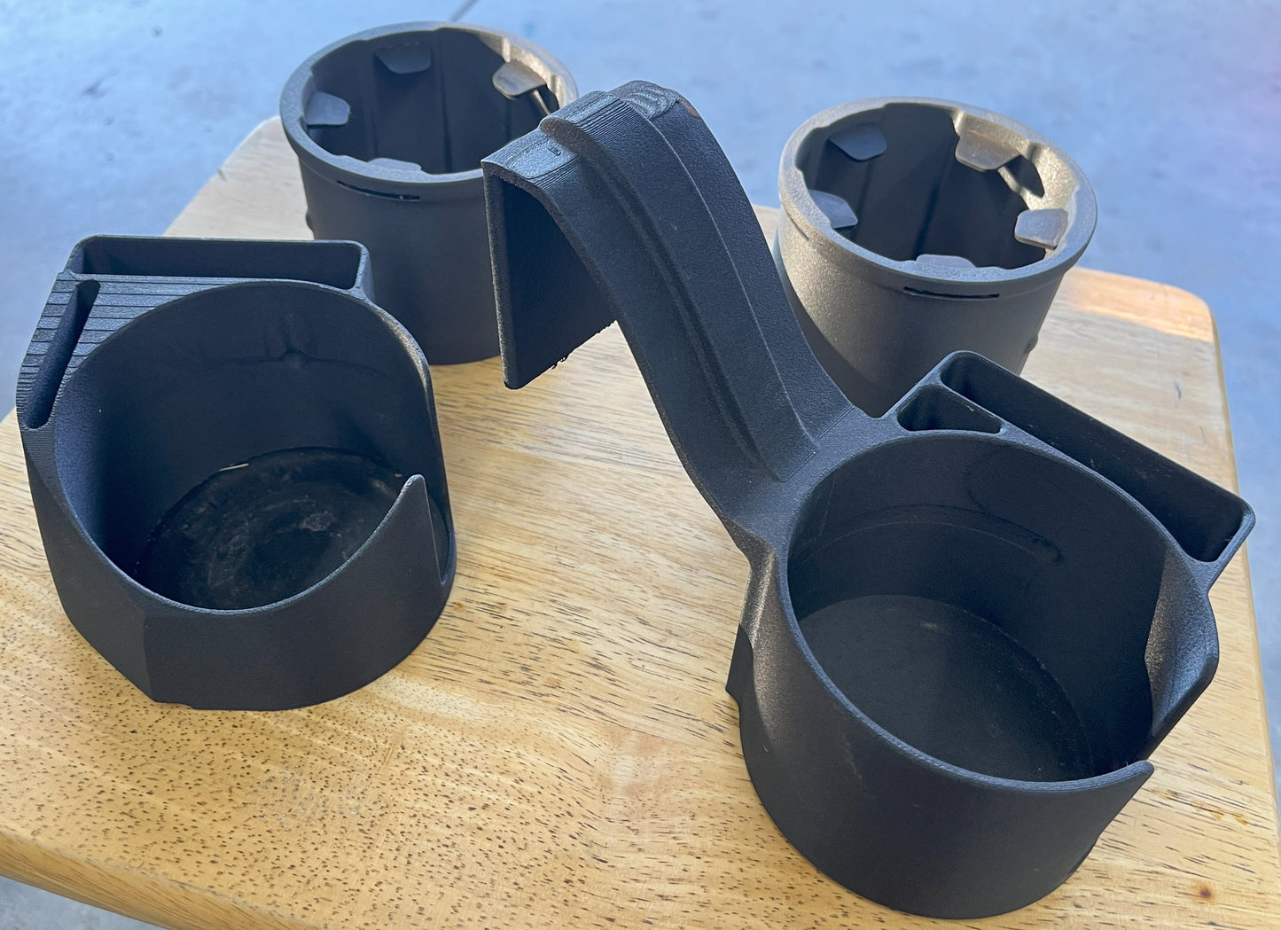 Mopar 70-74 E-body and 71-74 B-body Cupholders